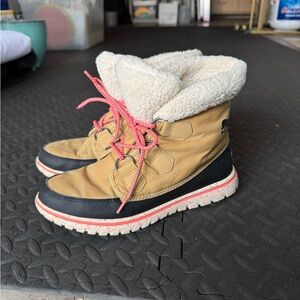 Sorel shearling sneaker boots - SOLD ON ANOTHER APP